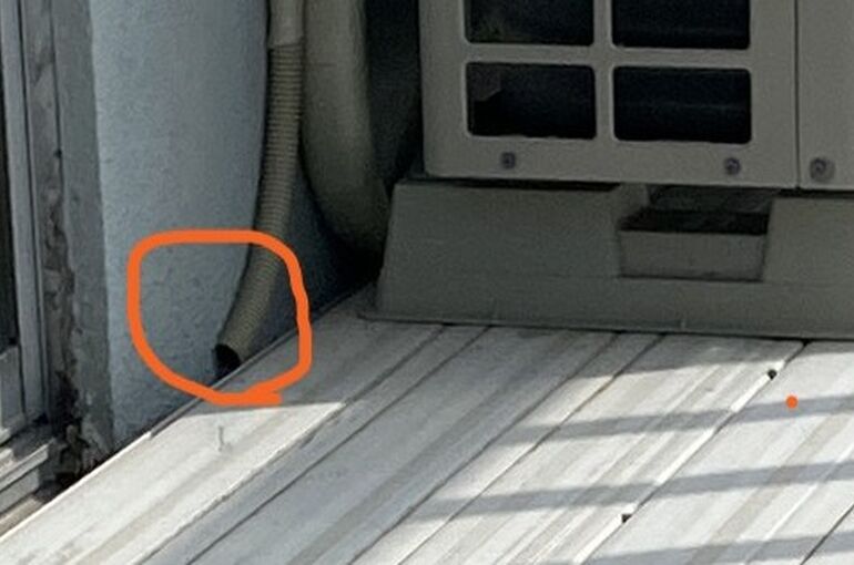   【雨漏りの原因】修理しても止まらない本当の理由。室外機ドレンホースが原因だった事例（明石市・加古川市・姫路市）   